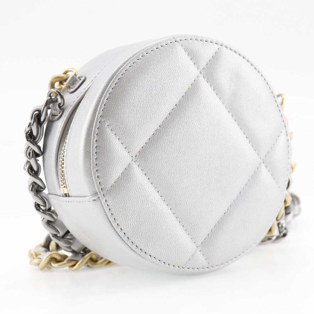 Chanel Chanel 19 Round Clutch with Chain Quilted Leather Size ONE SIZE - 2 Thumbnail