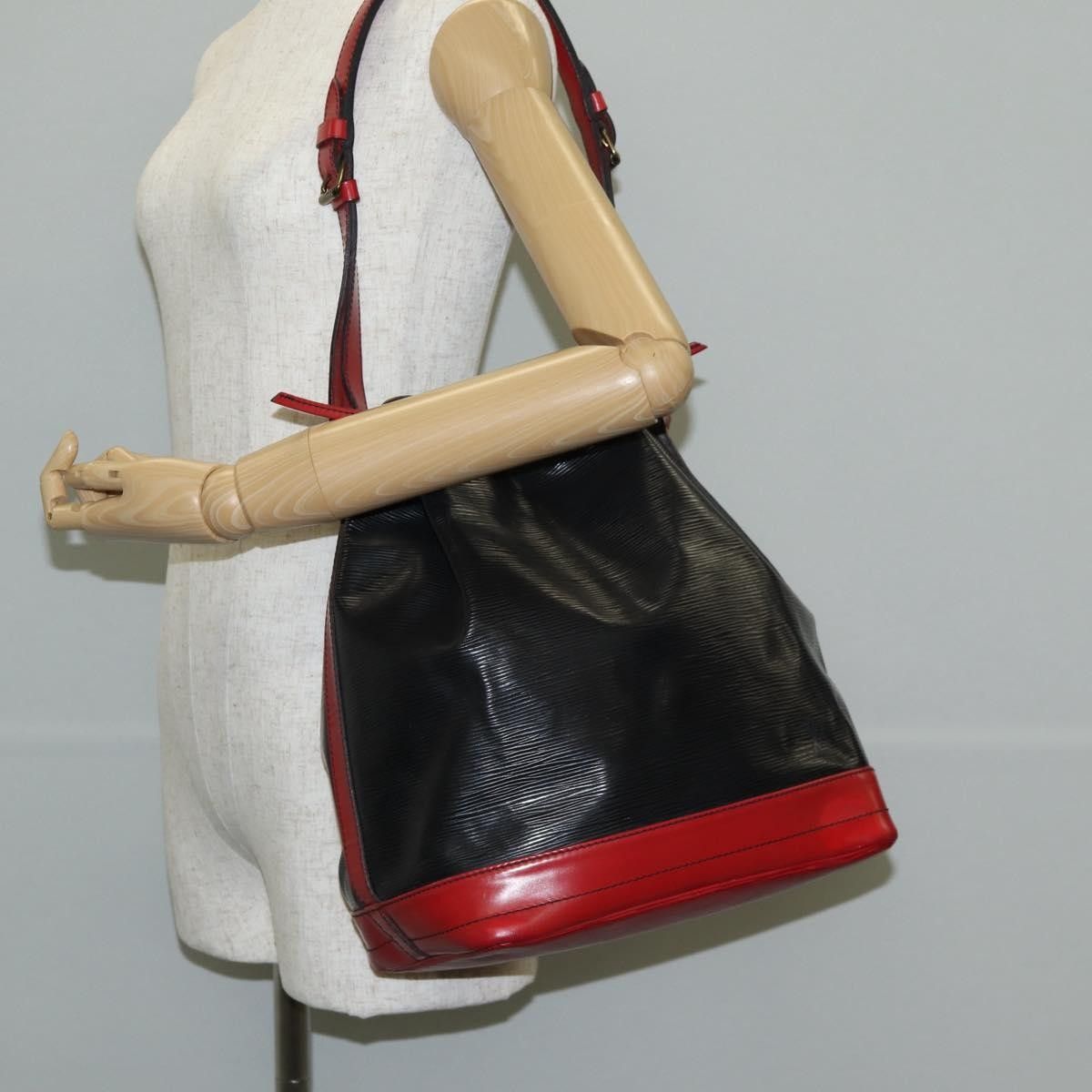 Louis Vuitton Louis Vuitton Noe Handbag Epi Leather Size ONE SIZE - 13 Thumbnail