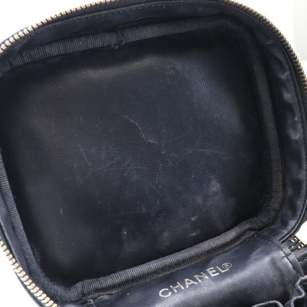 Chanel Chanel Vintage Timeless Cosmetic Case Caviar Size ONE SIZE - 9 Thumbnail