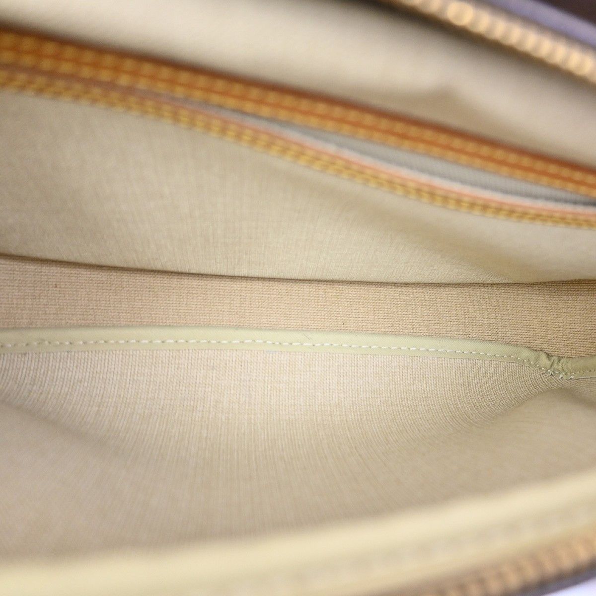 Louis Vuitton Louis Vuitton Reporter Bag Monogram Canvas Size ONE SIZE - 17 Thumbnail