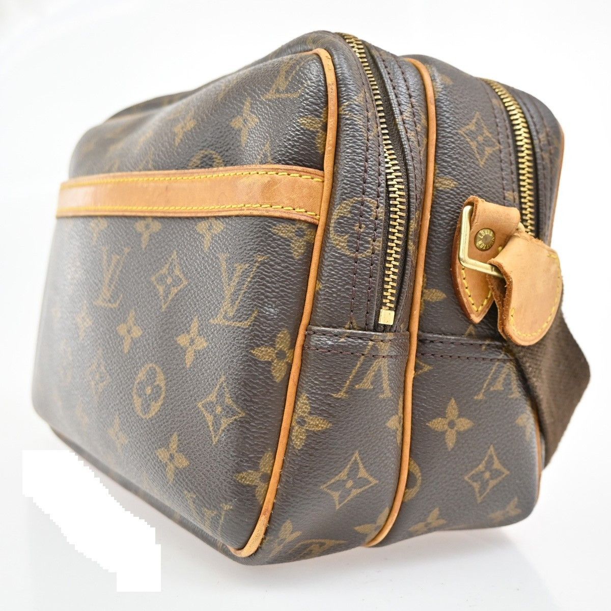 Louis Vuitton Louis Vuitton Reporter Bag Monogram Canvas Size ONE SIZE - 3 Thumbnail