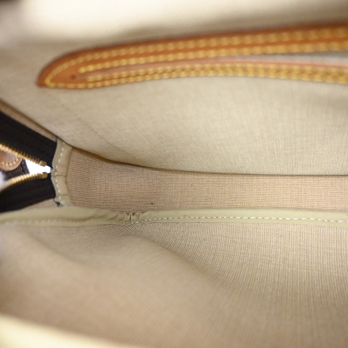 Louis Vuitton Louis Vuitton Reporter Bag Monogram Canvas Size ONE SIZE - 18 Thumbnail