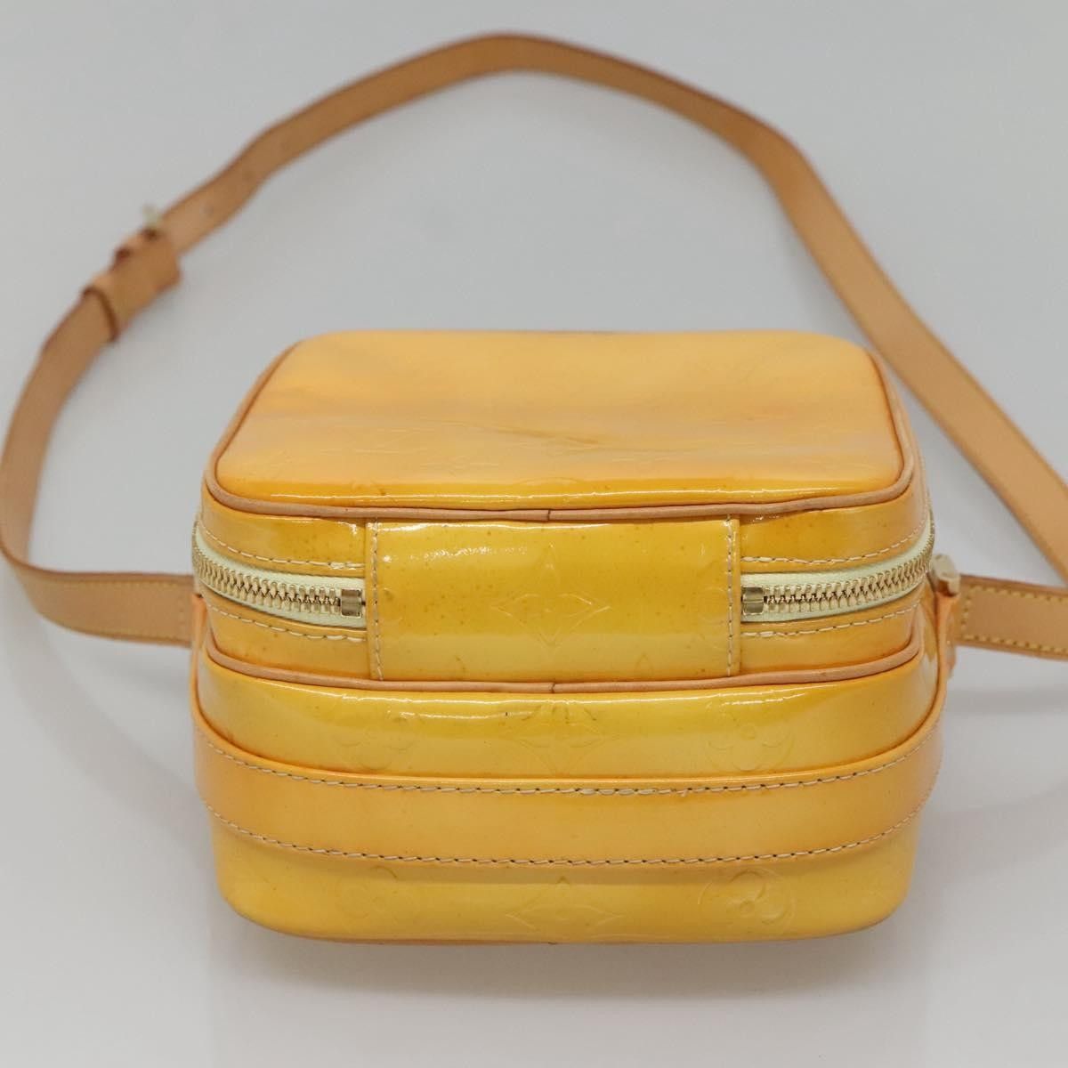 Louis Vuitton Louis Vuitton Wooster Handbag Monogram Vernis Size ONE SIZE - 16 Thumbnail