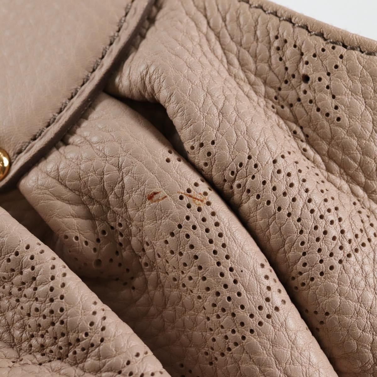 Louis Vuitton Louis Vuitton XL Hobo Mahina Leather Size ONE SIZE - 24 Thumbnail