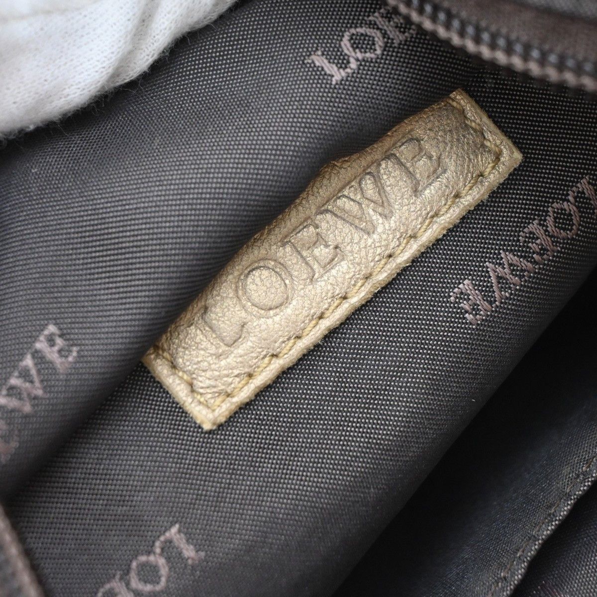 Loewe Loewe Anagram Logo Nappa Aire Hand Bag Leather Size ONE SIZE - 6 Thumbnail