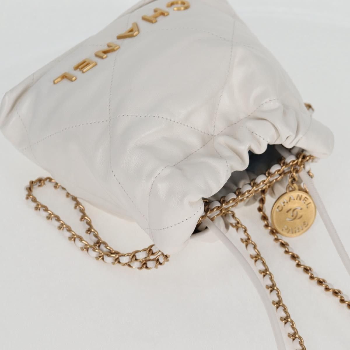 Chanel Chanel 22 Chain Hobo Quilted lambskin Size ONE SIZE - 16 Thumbnail