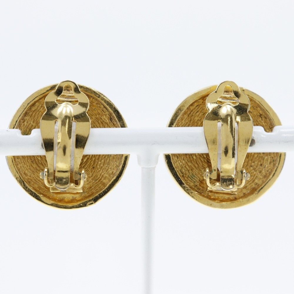 Chanel Chanel Vintage Round CC Clip-On Earrings Metal Size ONE SIZE - 2 Thumbnail
