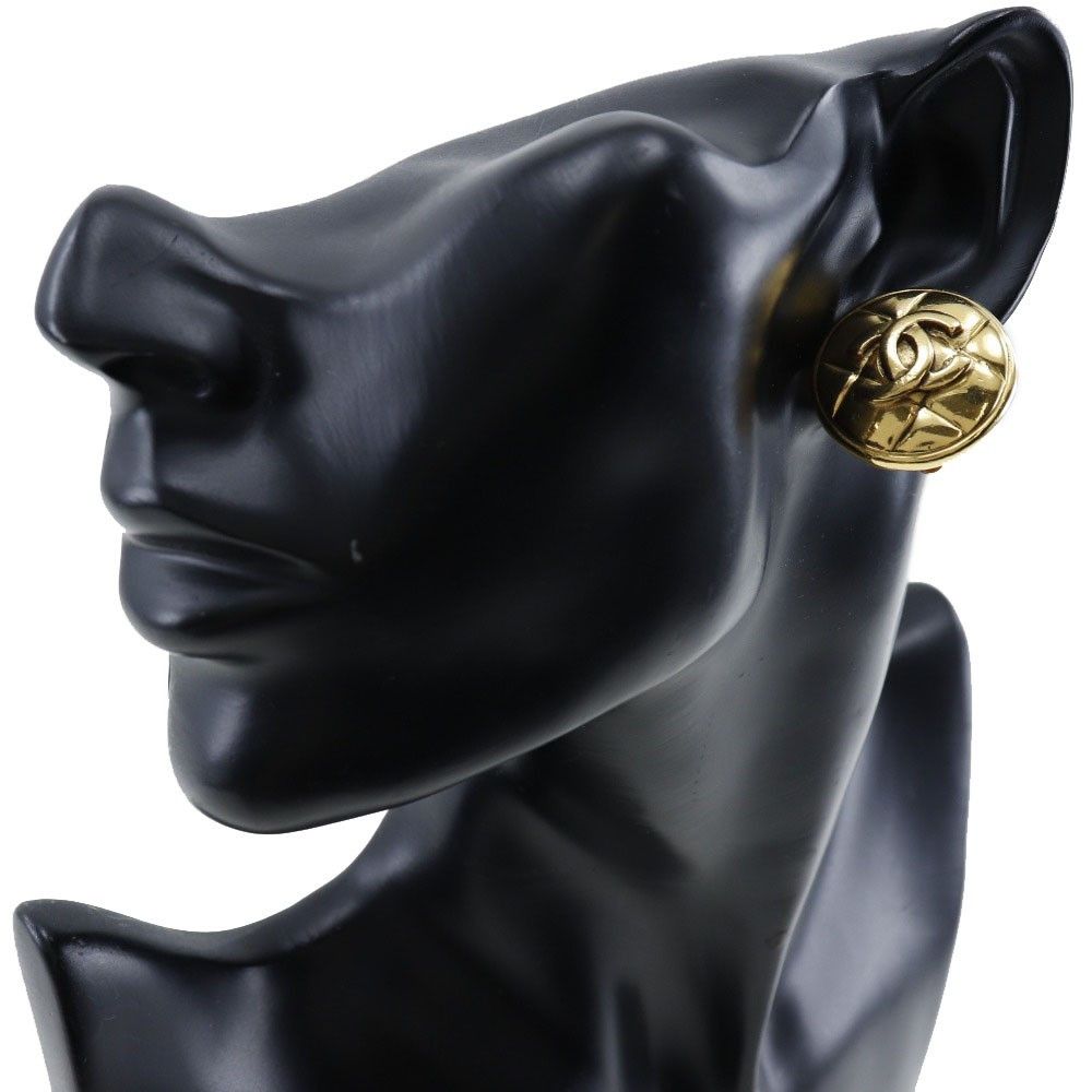 Chanel Chanel Vintage Round CC Clip-On Earrings Metal Size ONE SIZE - 7 Thumbnail