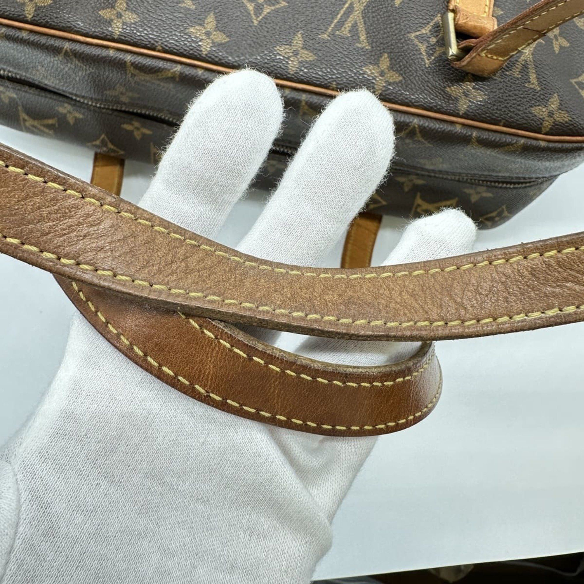 Louis Vuitton LOUIS VUITTON M51181 Cite GM Tote/Shoulder Bag in Brown Monogram Leather for Men and Women Size ONE SIZE - 8 Thumbnail