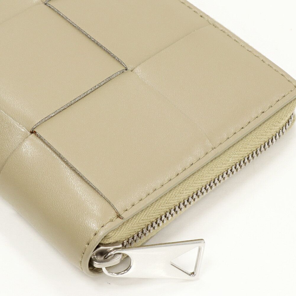 Bottega Veneta Bottega Veneta Bottega Veneta Cassette Calf Zip Around Wallet Leather Short Wallet 749462 DUTY FREE for USA Size ONE SIZE - 4 Thumbnail