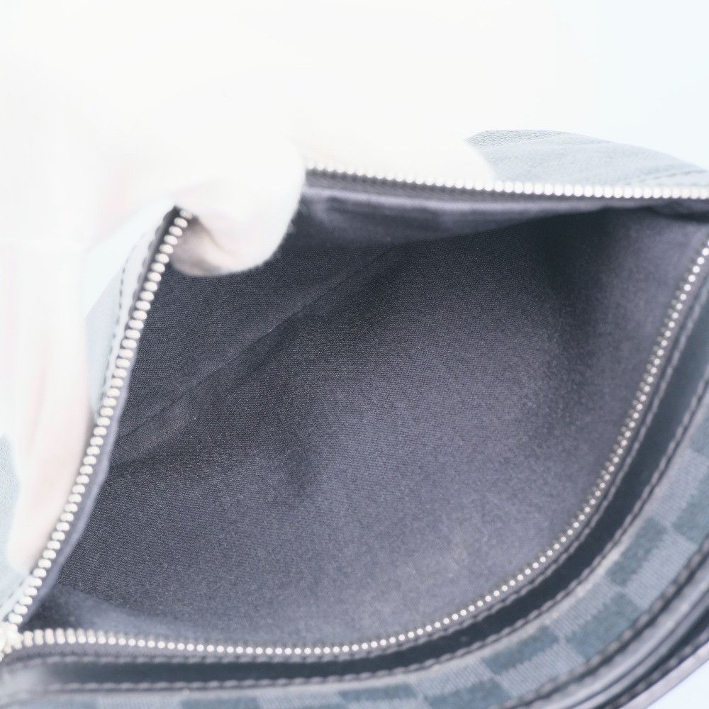 Louis Vuitton Louis Vuitton Louis Vuitton Thomas Damier Graphite Shoulder Bag Canvas Shoulder Bag N58028 DUTY FREE for USA Size ONE SIZE - 9 Thumbnail
