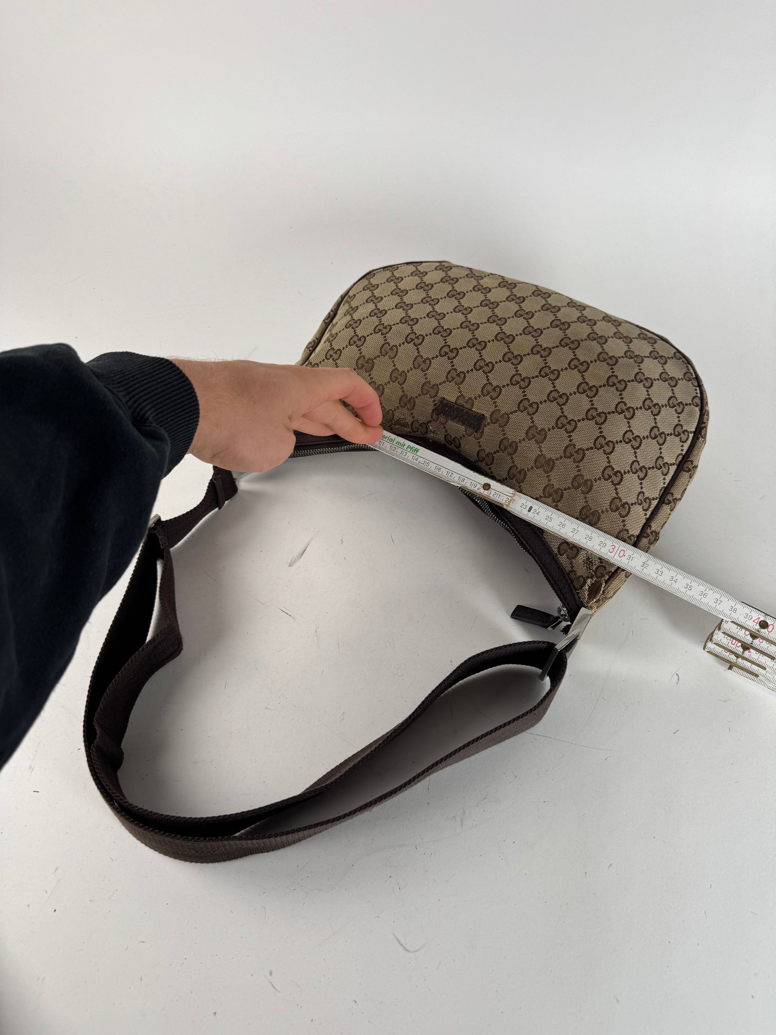 Gucci Vintage Monogram Canvas Croissant Crossbody 2Way Bag beige b Size ONE SIZE - 12 Thumbnail