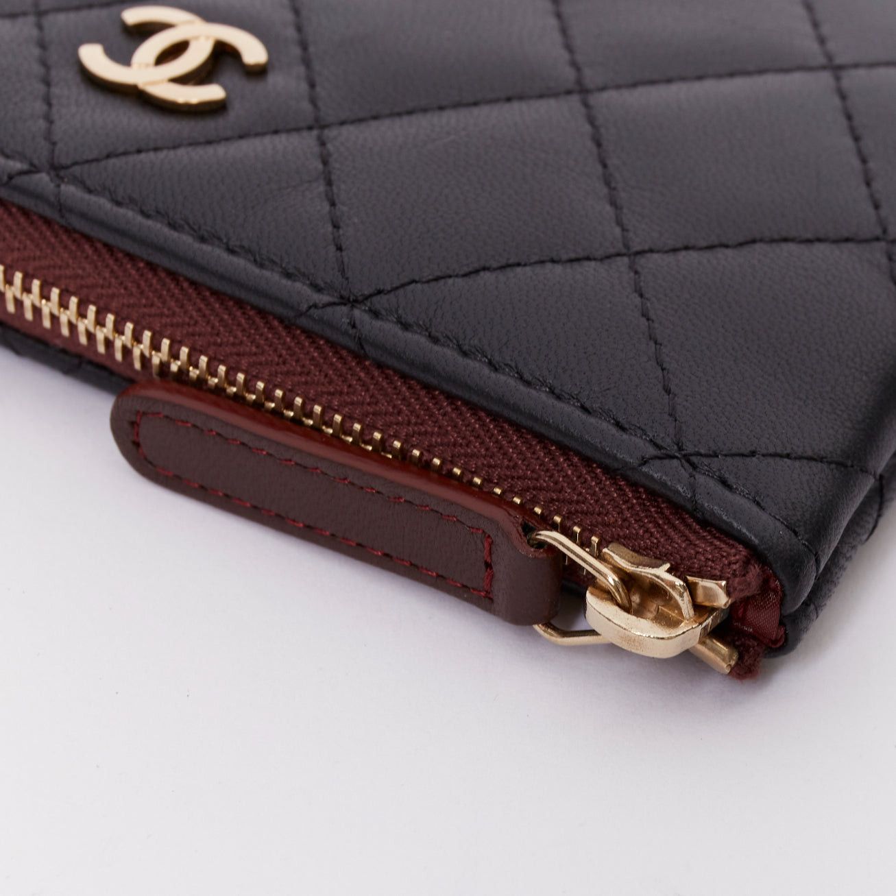 Chanel CHANEL Classic Small Zipped Pouch smooth lambskin gold tone metal pouch Size ONE SIZE - 7 Thumbnail