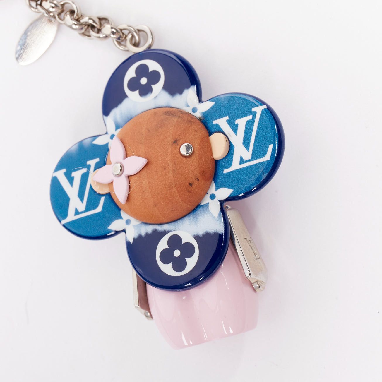 Louis Vuitton LOUIS VUITTON Vivienne Escale Giant Monogram blue pink LV floral bag charm Size ONE SIZE - 7 Thumbnail