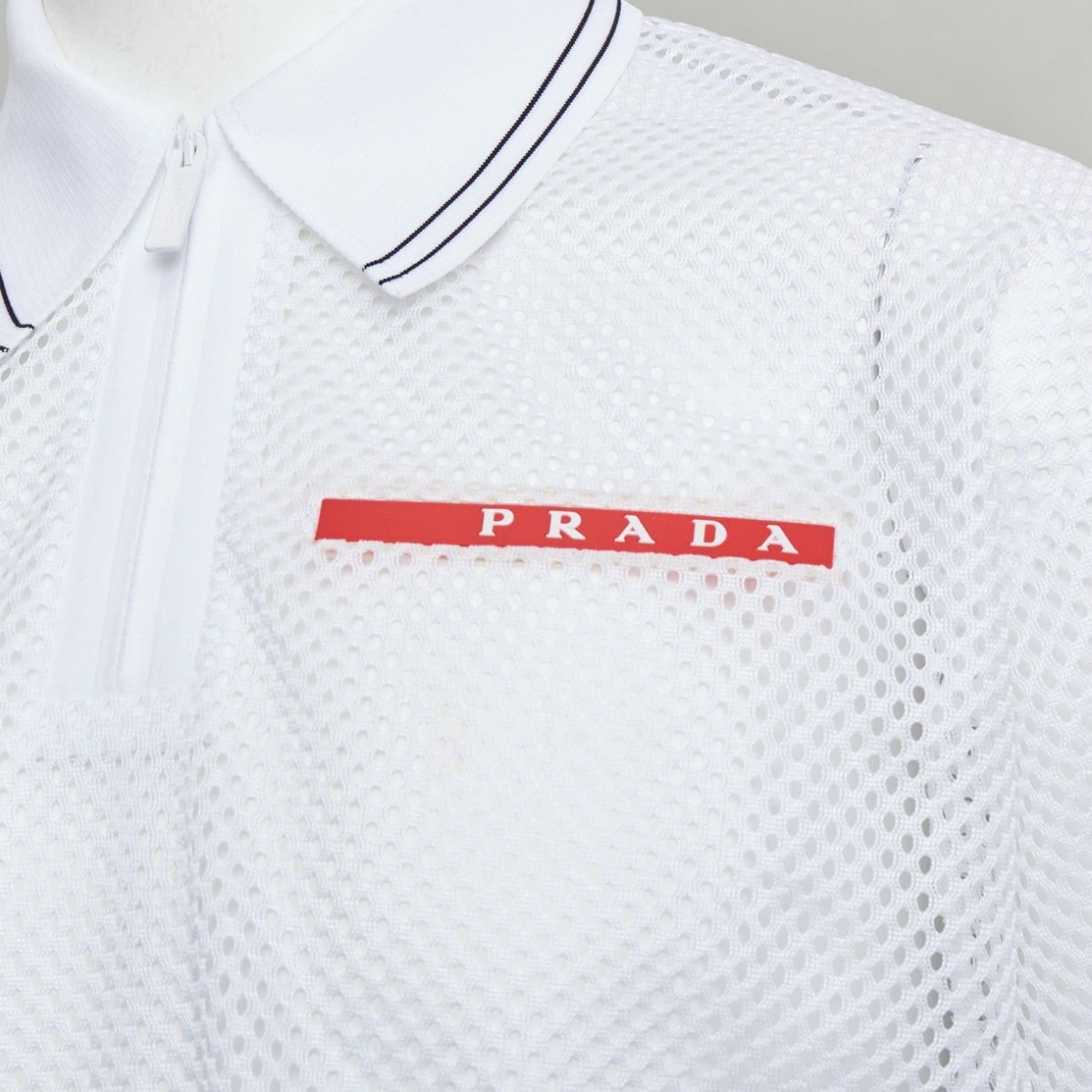 Prada PRADA 2020 white sport mesh red logo half zip boxy polo shirt L Size L / US 10 / IT 46 - 2 Thumbnail