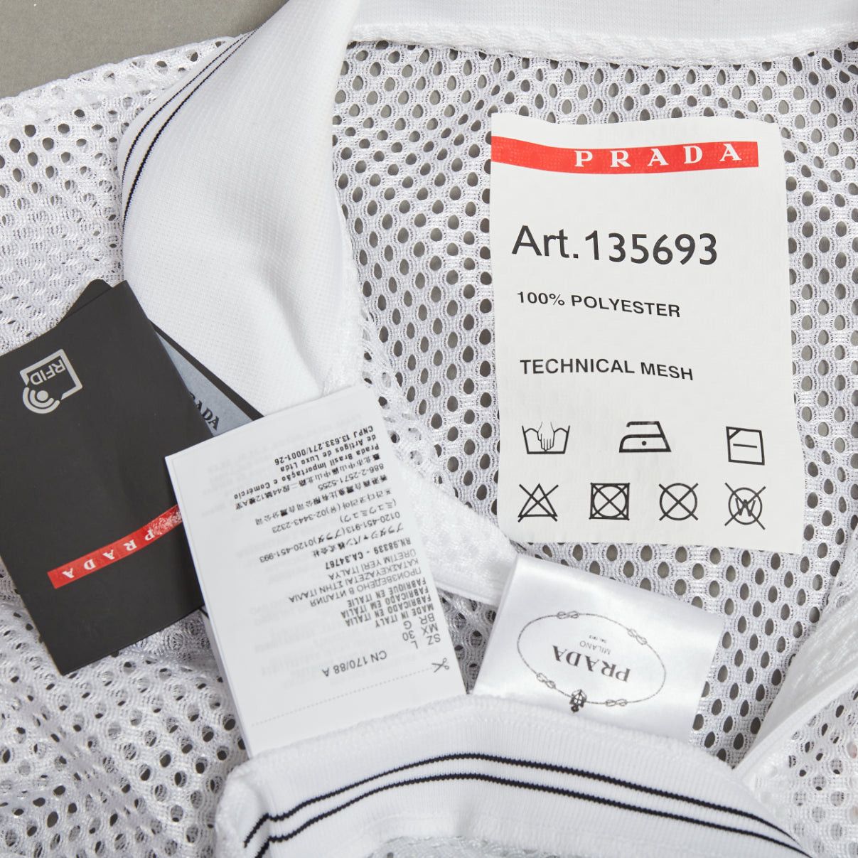 Prada PRADA 2020 white sport mesh red logo half zip boxy polo shirt L Size L / US 10 / IT 46 - 8 Thumbnail