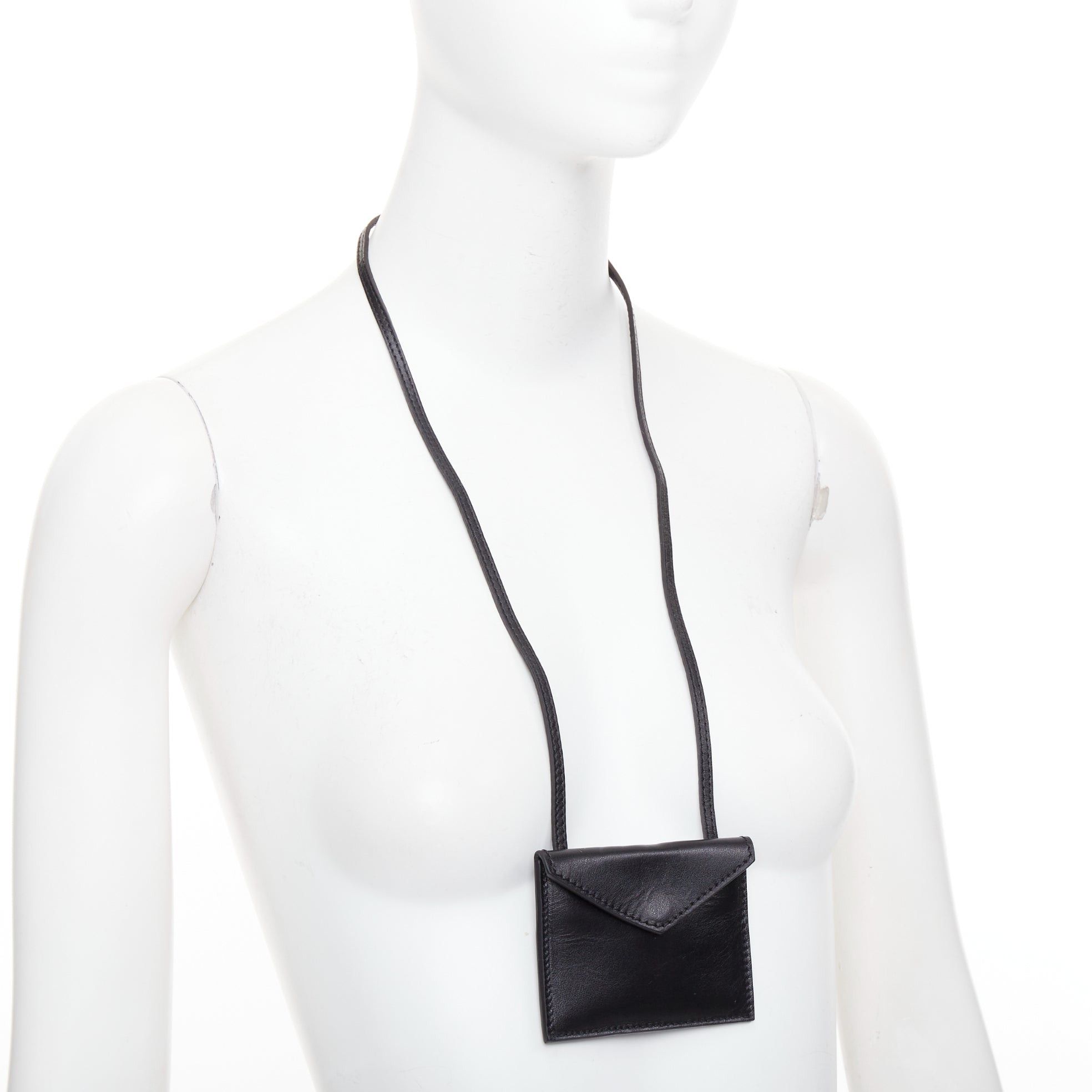 Giambattista Valli GIAMBATTISTA VALLI black leather mini envelop pouch necklace Size ONE SIZE - 3 Thumbnail