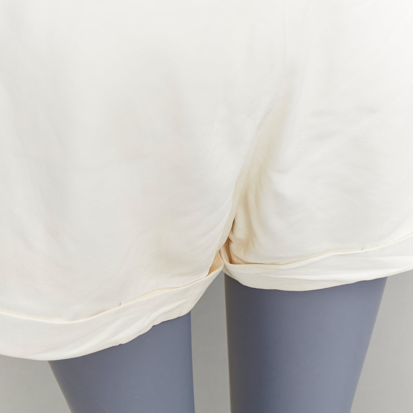 Frame FRAME butter cream lamb leather high waisted belted paperbag shorts 27" Size 27" / US 4 / IT 40 - 8 Thumbnail