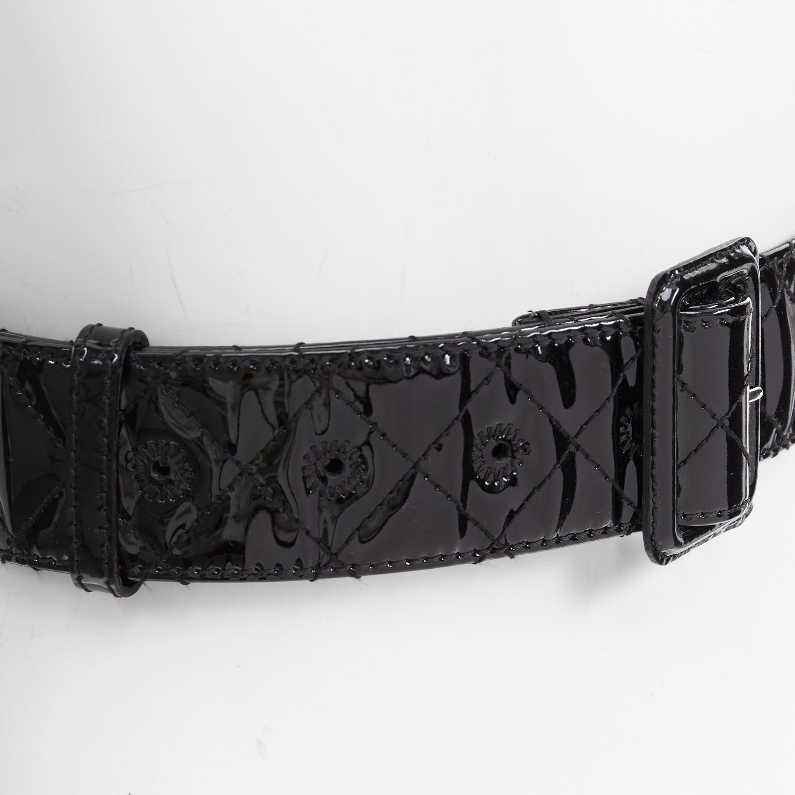 Burberry BURBERRY black patent leather diamond quilted rectangular buckle belt 75cm Size ONE SIZE - 2 Thumbnail