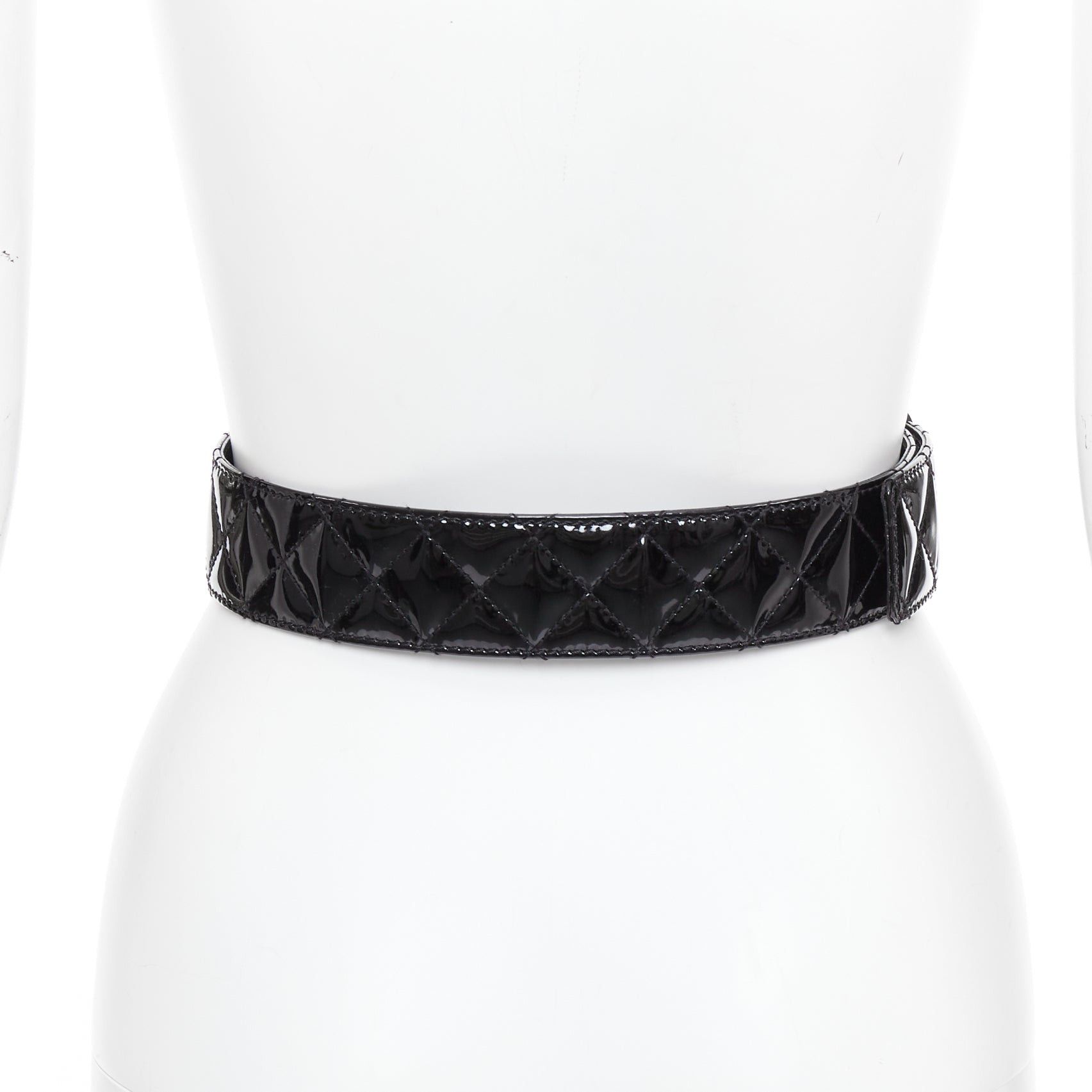 Burberry BURBERRY black patent leather diamond quilted rectangular buckle belt 75cm Size ONE SIZE - 5 Thumbnail