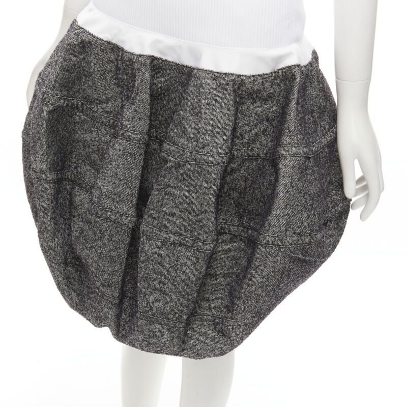 Louis Vuitton LOUIS VUITTON 2021 Runway white ribbed grey wool dropped bubble skirt FR34 XS Size 26" / US 2 / IT 38 - 8 Thumbnail