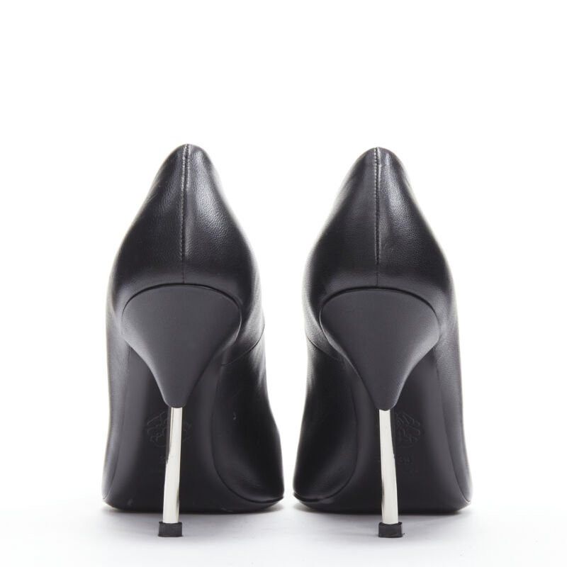 Alexander McQueen ALEXANDER MCQUEEN black pearl metal embellished stiletto pumps EU39 US9 Size US 9 / IT 39 - 6 Thumbnail