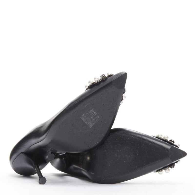 Alexander McQueen ALEXANDER MCQUEEN black pearl metal embellished stiletto pumps EU39 US9 Size US 9 / IT 39 - 11 Thumbnail