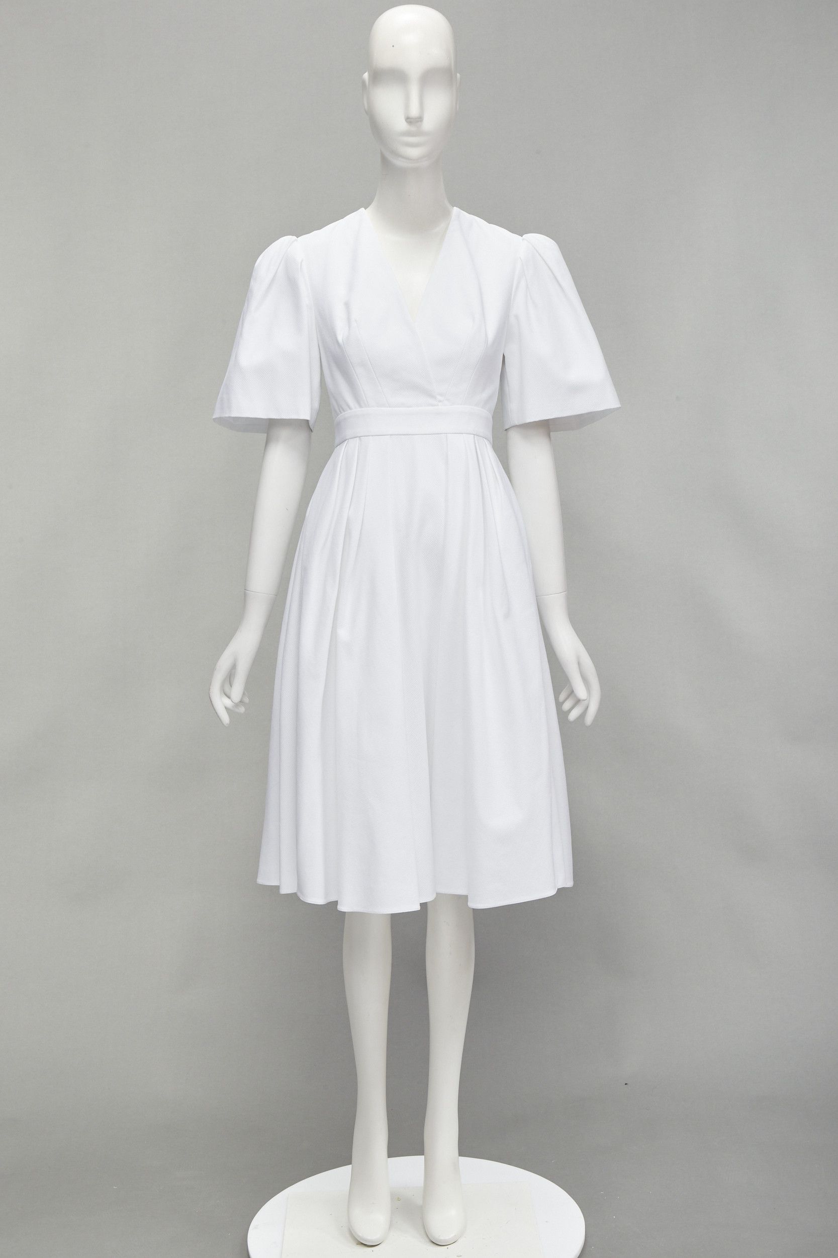 Alexander McQueen ALEXANDER MCQUEEN white structural bell sleeve V neck midi dress IT38 XS Size XS / US 0-2 / IT 36-38 - 10 Thumbnail