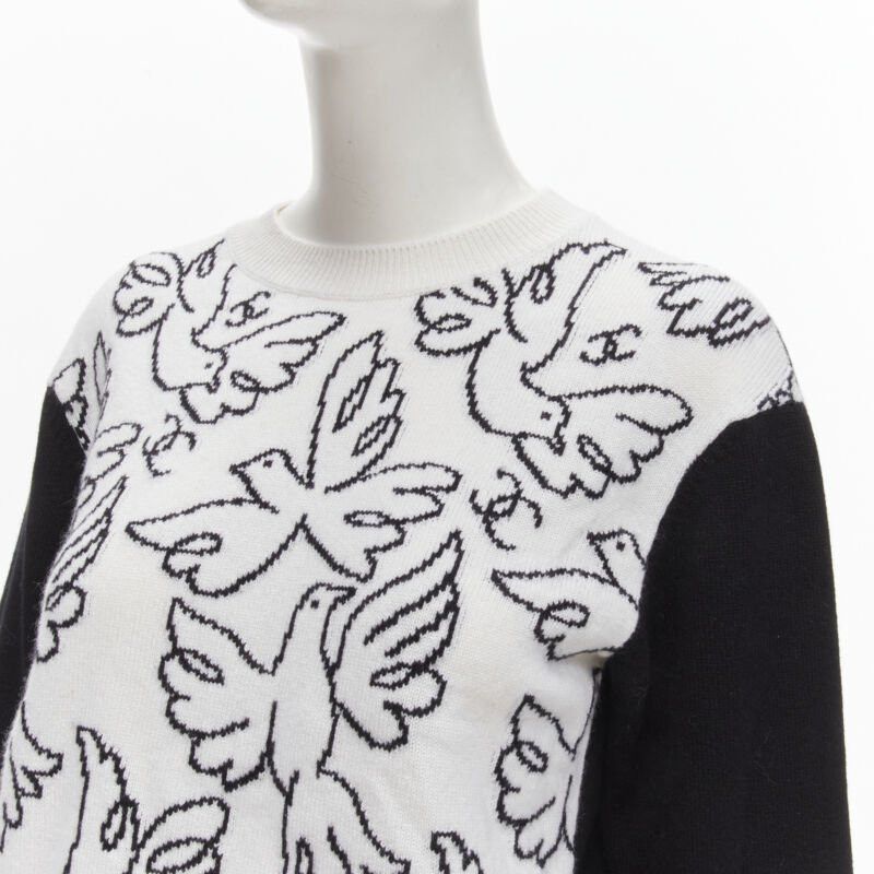 Chanel CHANEL 22C cashmere black white Dove bird CC pullover sweater FR34 XS Size XS / US 0-2 / IT 36-38 - 7 Thumbnail