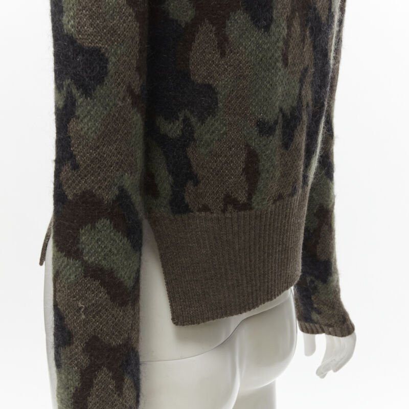 Giambattista Valli GIAMBATTISTA VALLI 2021 green camo crystal embellished cropped sweater IT38 XS Size XS / US 0-2 / IT 36-38 - 8 Thumbnail