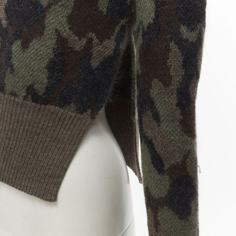 Giambattista Valli GIAMBATTISTA VALLI 2021 green camo crystal embellished cropped sweater IT38 XS Size XS / US 0-2 / IT 36-38 - 7 Thumbnail