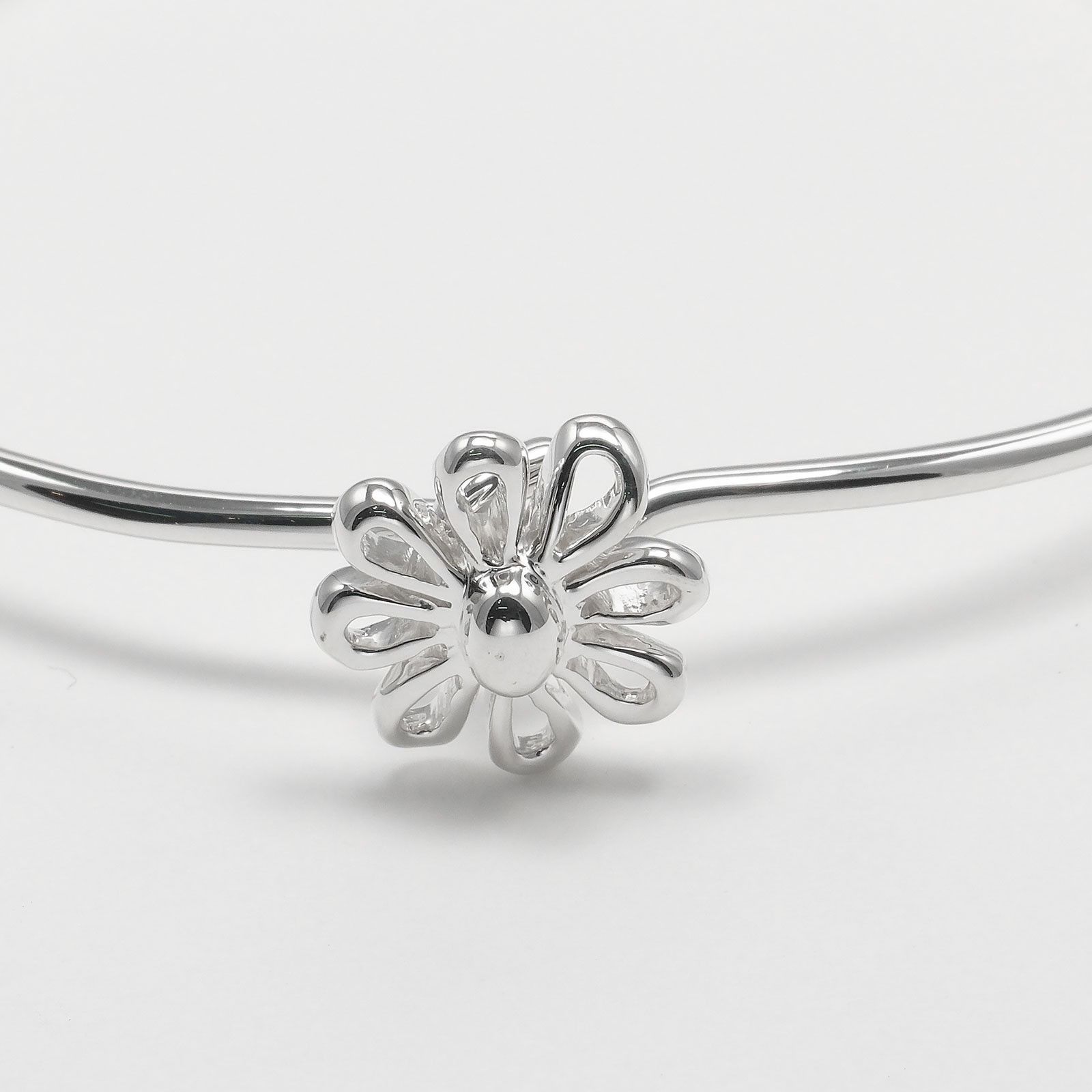 Tiffany & Co. Tiffany & Co. Tiffany&Co. Daisy Flower Silver 925 Bracelet Metal Bracelet DUTY FREE for USA Size ONE SIZE - 5 Thumbnail