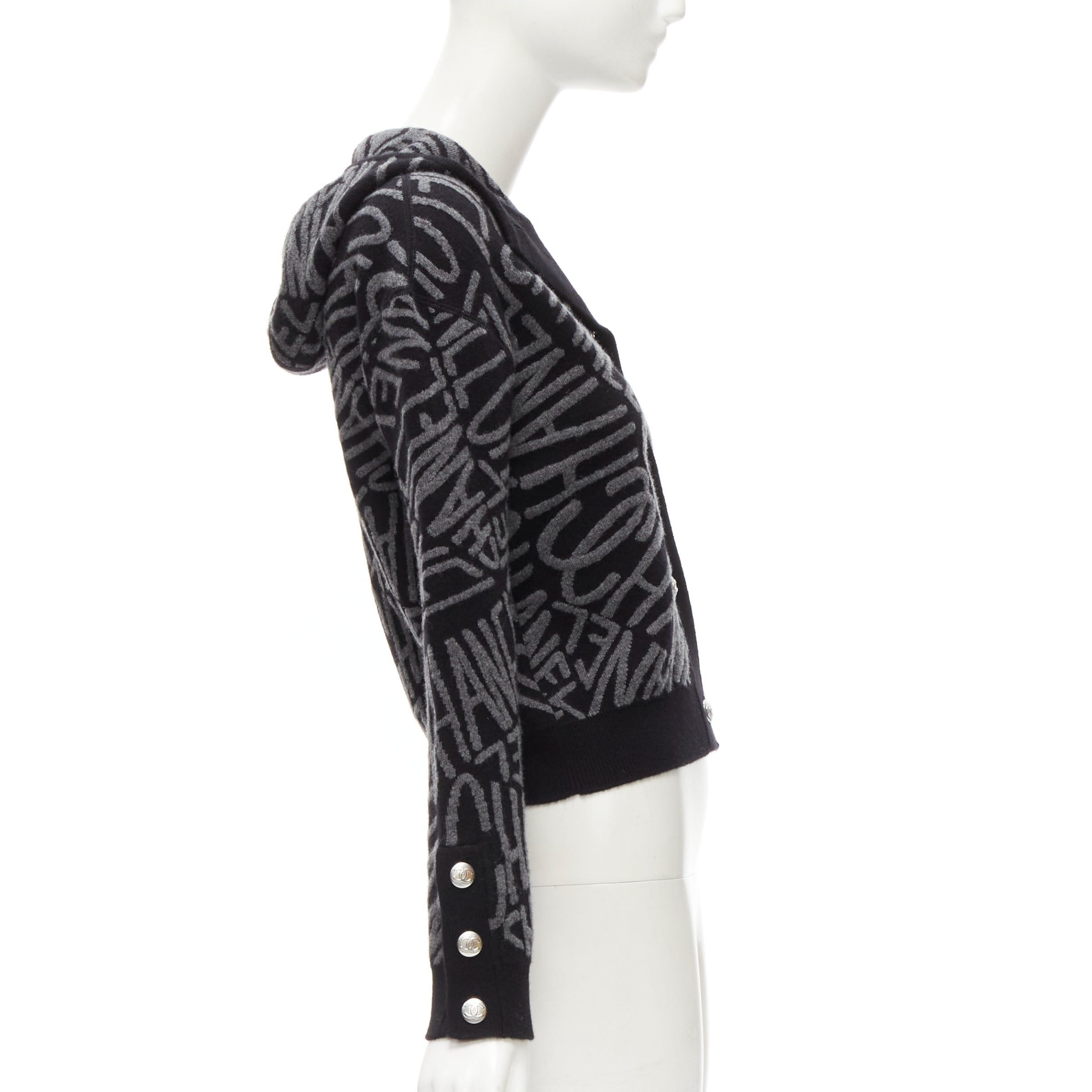 Chanel CHANEL 2021 98% cashmere black grey all over logo intarsia CC cardigan FR36 S Size S / US 4 / IT 40 - 5 Thumbnail