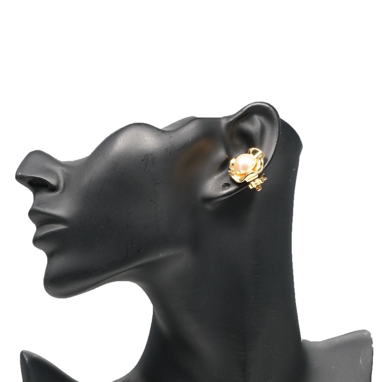 Other Other Nina Ricci Faux Pearl Earrings Metal Earrings DUTY FREE for USA Size ONE SIZE - 2 Thumbnail