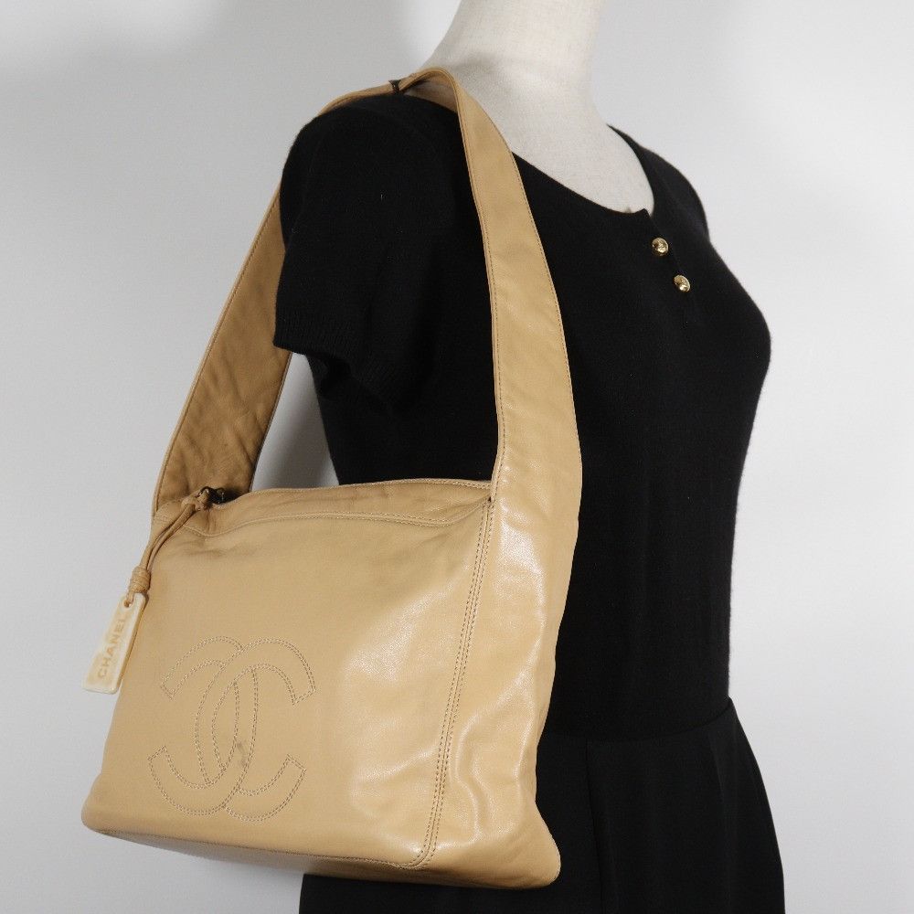 Chanel Chanel Chanel Coco Mark Lambskin Shoulder Bag Leather Shoulder Bag DUTY FREE for USA Size ONE SIZE - 20 Thumbnail