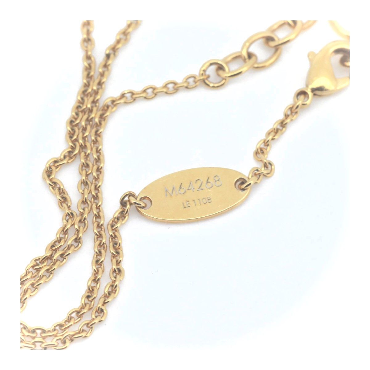Louis Vuitton Louis Vuitton Louis Vuitton V Essential Necklace Metal Necklace M64268 DUTY FREE for USA Size ONE SIZE - 4 Thumbnail