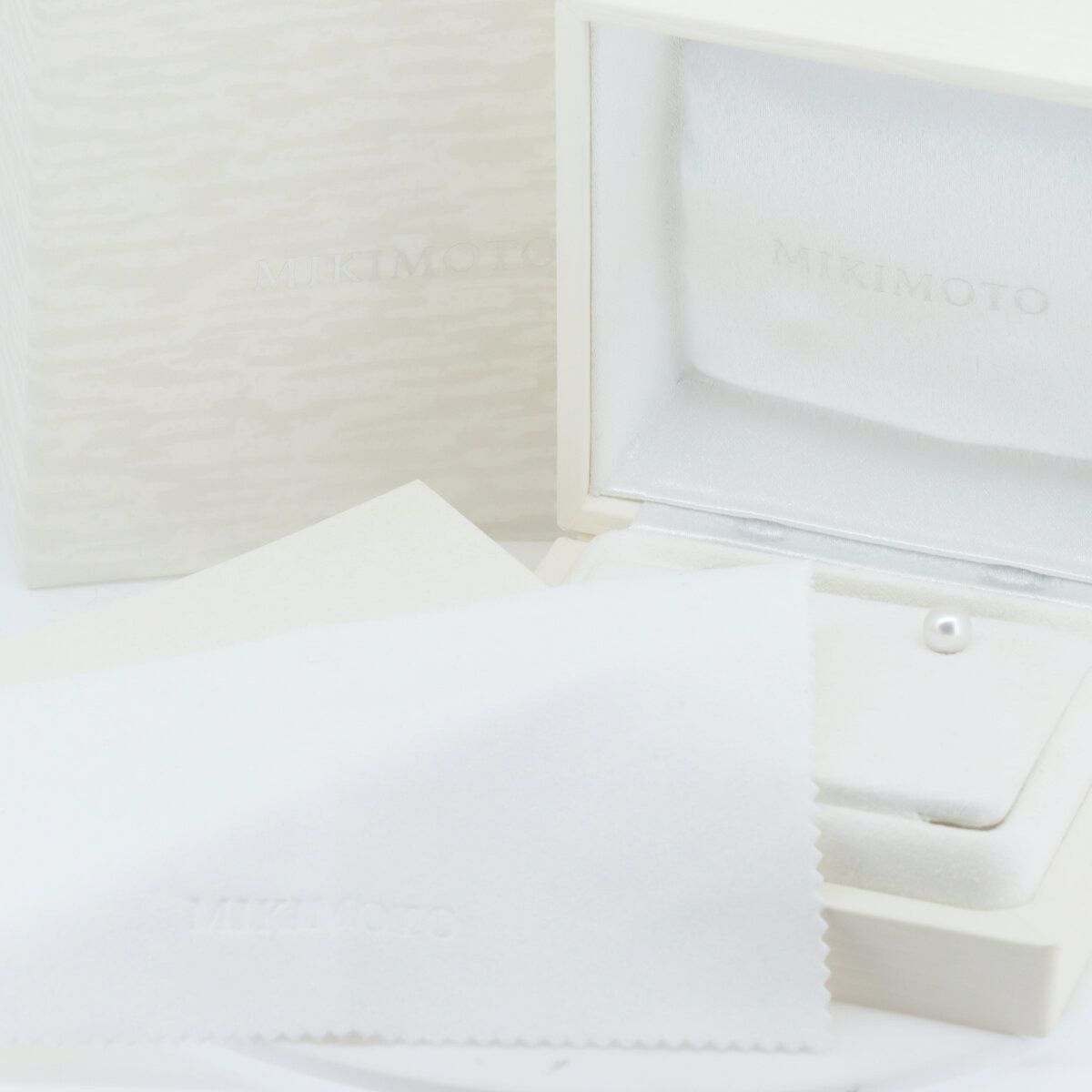 Mikimoto Mikimoto Mikimoto Pearl Au750 White Gold Earrings Metal Earrings DUTY FREE for USA Size ONE SIZE - 5 Thumbnail