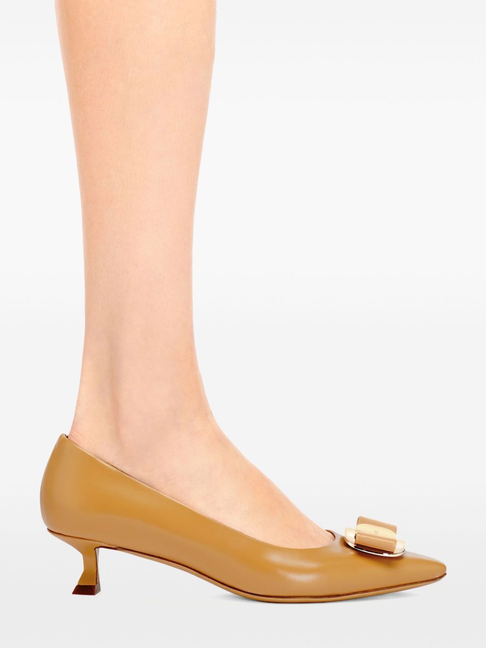 Salvatore Ferragamo Ferragamo New Vara Plate kitten Pumps SIZE 8.5 Size ONE SIZE - 5 Thumbnail