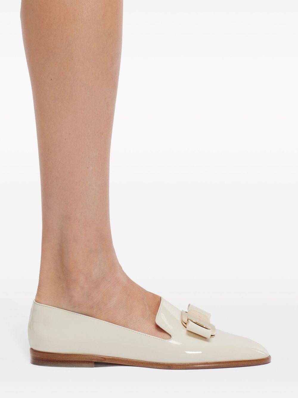 Salvatore Ferragamo Ferragamo New Vara Plate Loafers SIZE 5 Size ONE SIZE - 4 Thumbnail