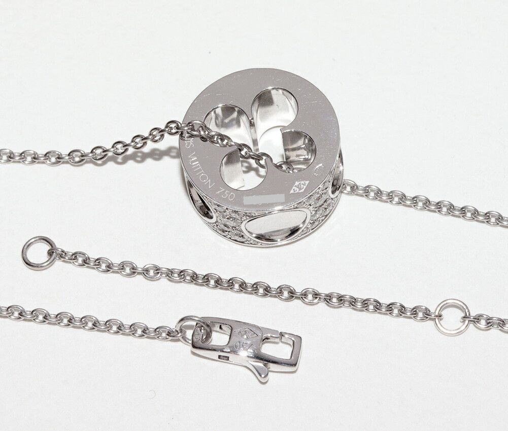 Louis Vuitton Louis Vuitton Louis Vuitton 18K White Gold Empreinte Pendant Necklace Q93164 Metal Necklace Q93164 DUTY FREE for USA Size ONE SIZE - 4 Thumbnail