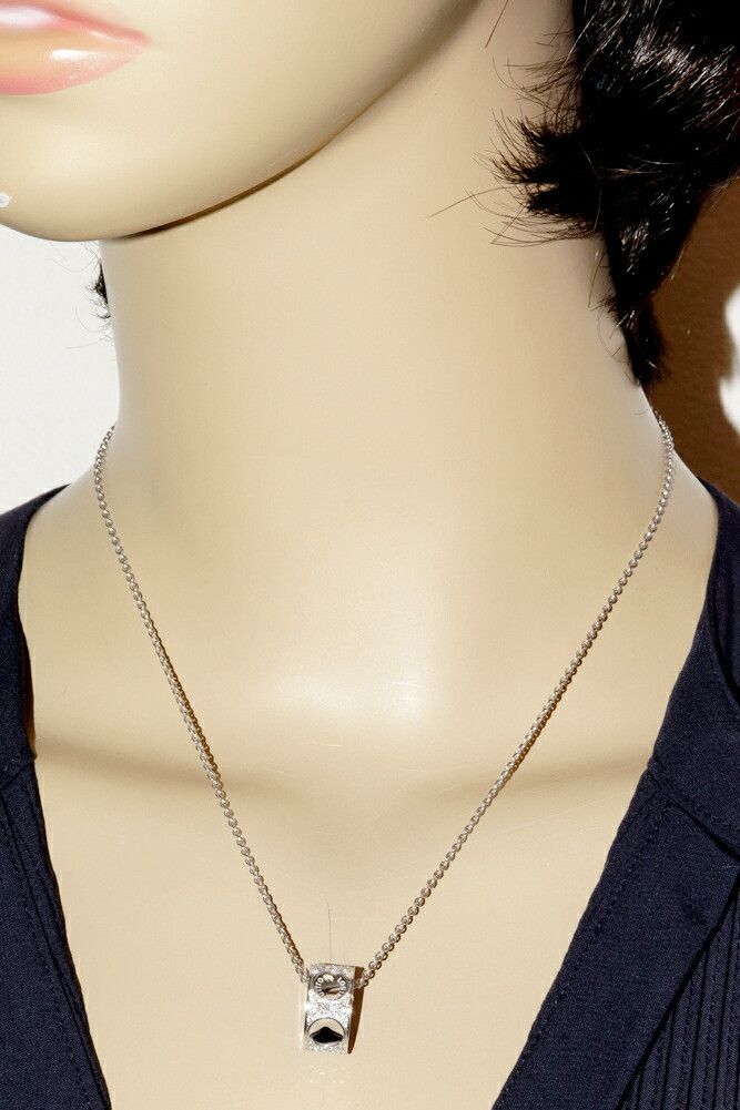 Louis Vuitton Louis Vuitton Louis Vuitton 18K White Gold Empreinte Pendant Necklace Q93164 Metal Necklace Q93164 DUTY FREE for USA Size ONE SIZE - 2 Thumbnail
