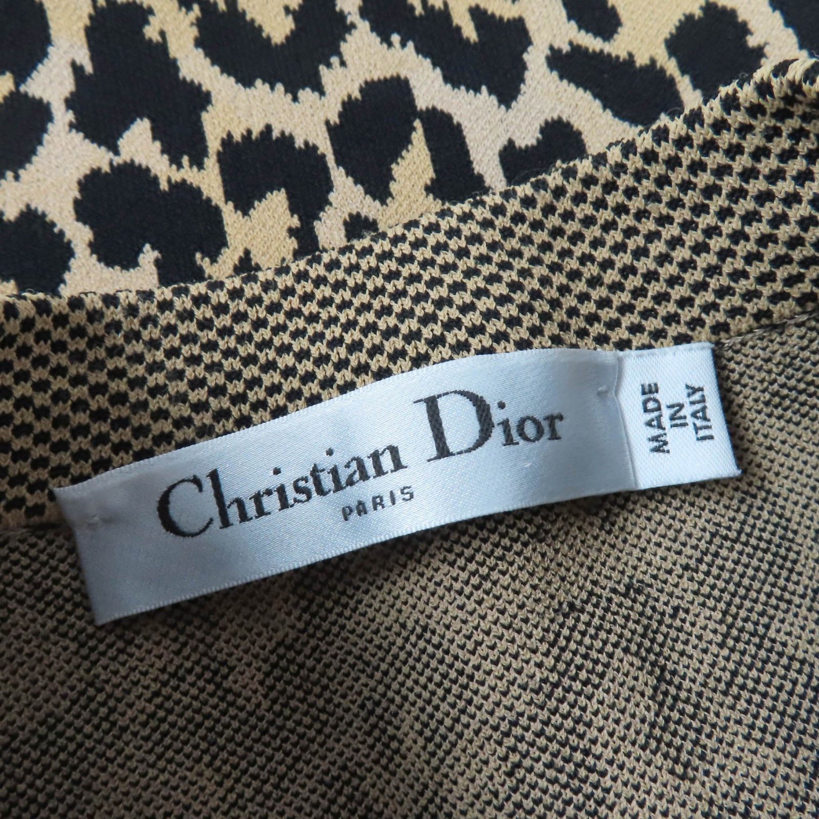 Dior Dior Christian Dior 21AW 144R03AM530 Rayon Polyester One Piece Others Dresses 144R03AM530 DUTY FREE for USA Size ONE SIZE - 7 Thumbnail