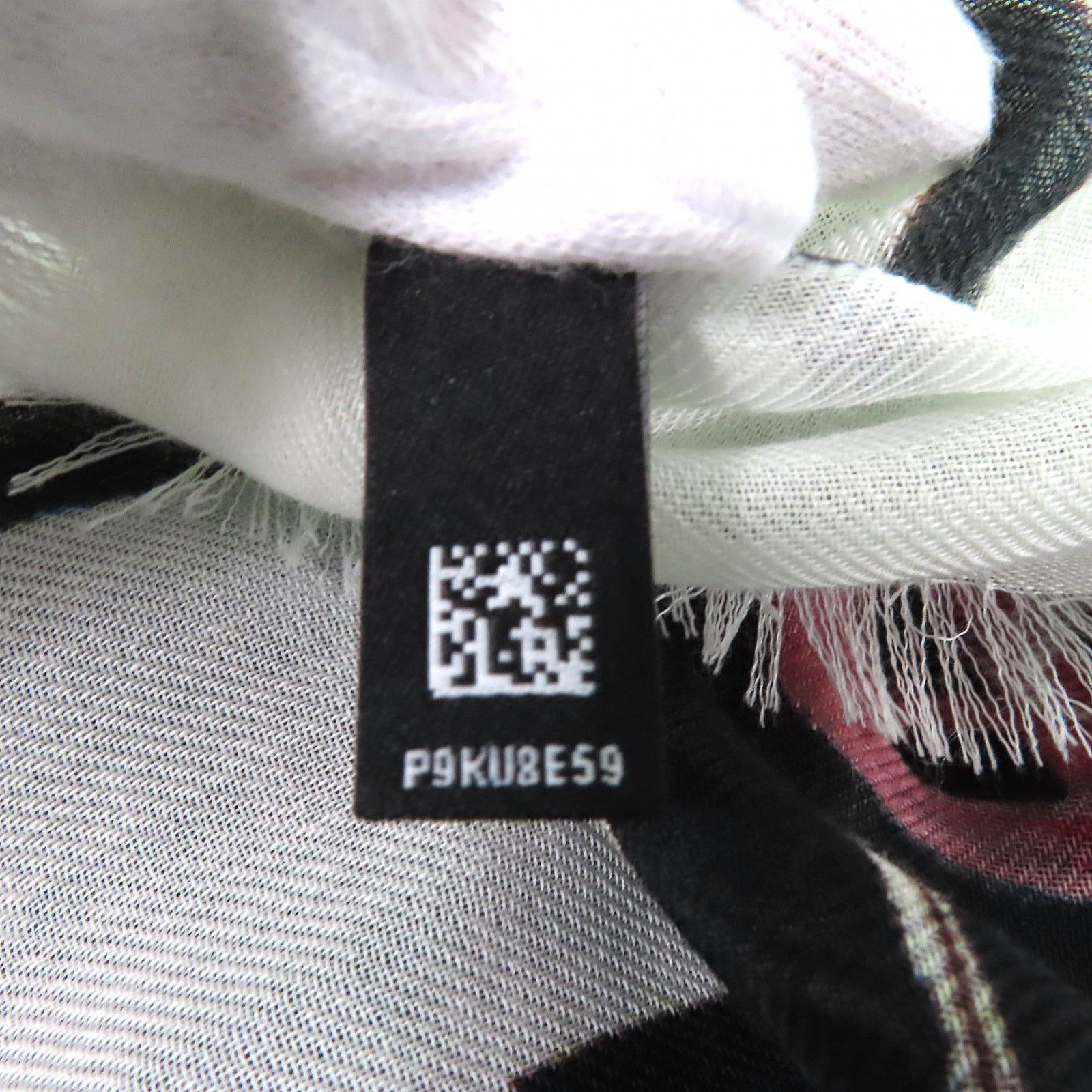 Chanel Chanel Chanel Tweed Cashmere Scarf Natural Material Shawl DUTY FREE for USA Size ONE SIZE - 14 Thumbnail