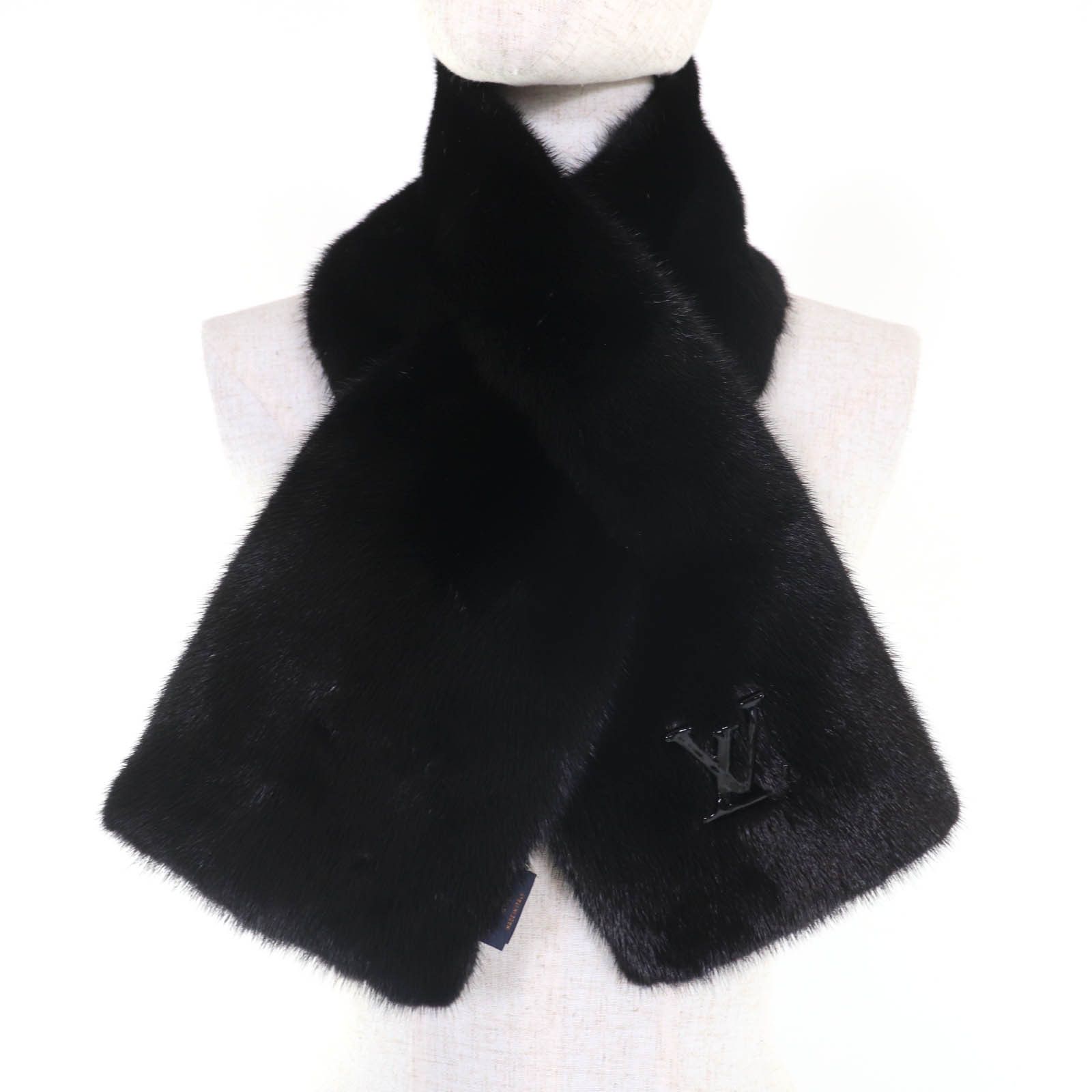Louis Vuitton Louis Vuitton Louis Vuitton LV Ahead Mink Fur Scarf Natural Material Scarf M77961 DUTY FREE for USA Size ONE SIZE - 4 Thumbnail