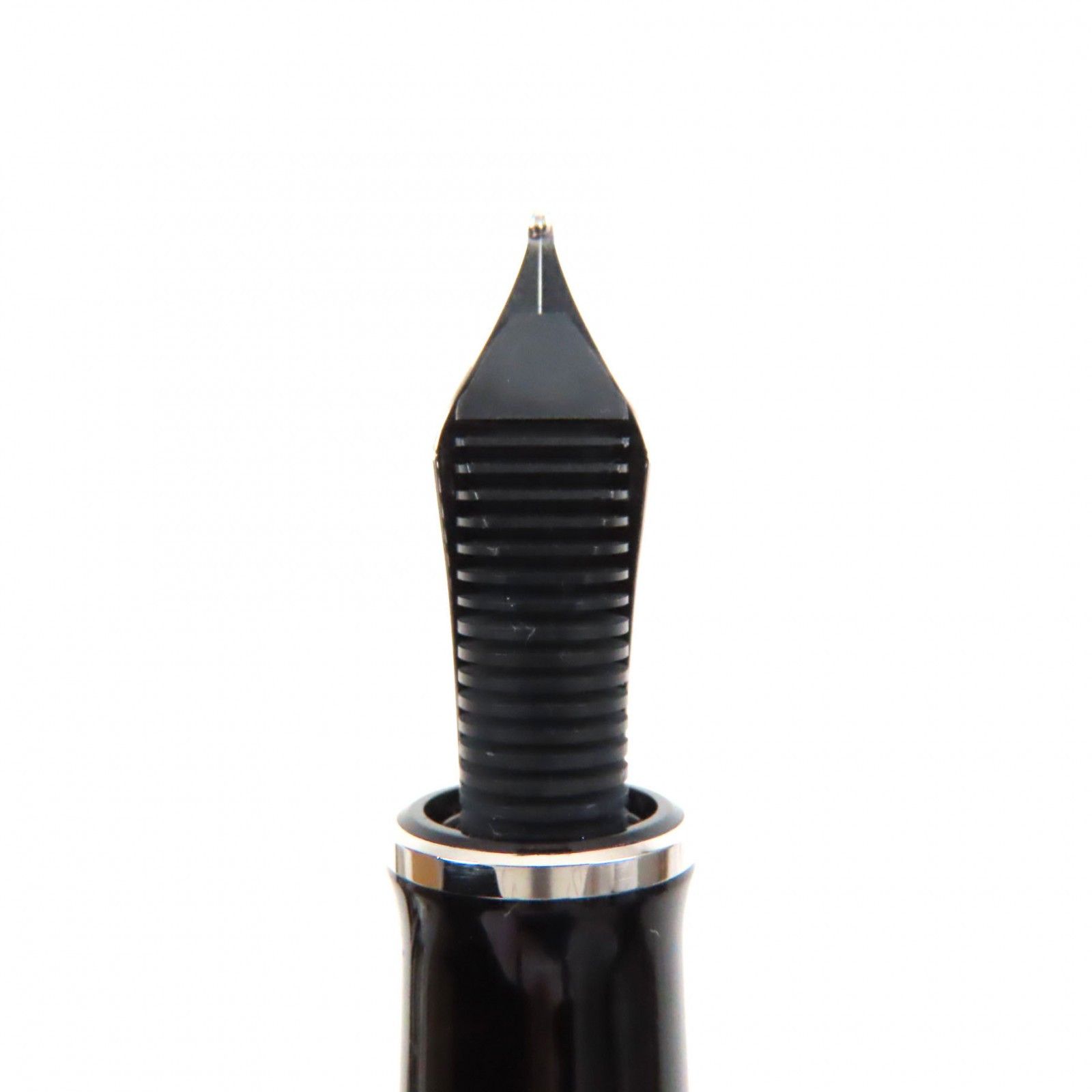 Other Other Pelikan Souverän 14K Fountain Pen Metal Pen DUTY FREE for USA Size ONE SIZE - 7 Thumbnail
