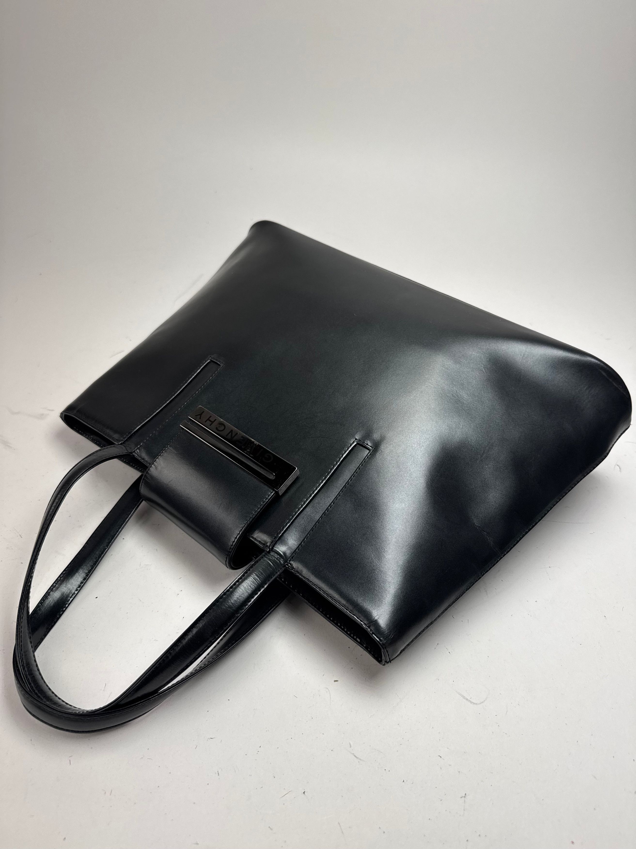Givenchy Vintage Leather Bag Black Size ONE SIZE - 7 Thumbnail