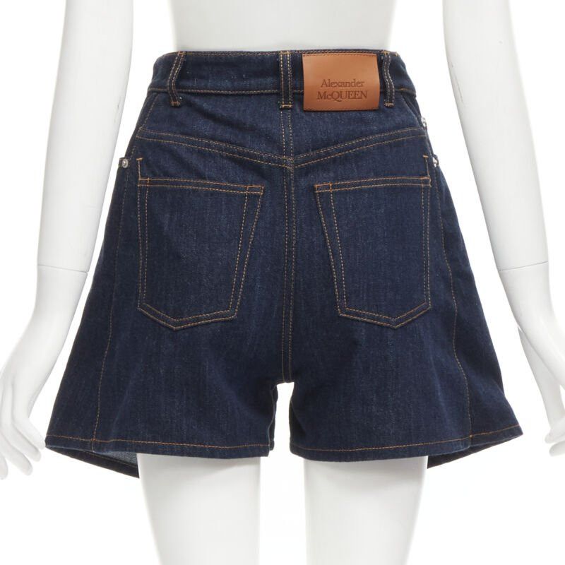 Alexander McQueen ALEXANDER MCQUEEN blue denim double waistband logo patch layered shorts 24" Size 27" / US 4 / IT 40 - 5 Thumbnail