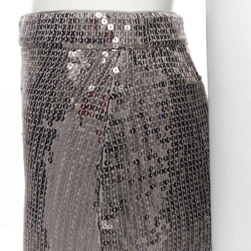 Alice + Olivia ALICE OLIVIA silver metallic sequins back slit knee length pencil skirt US0 XS Size 26" / US 2 / IT 38 - 7 Thumbnail