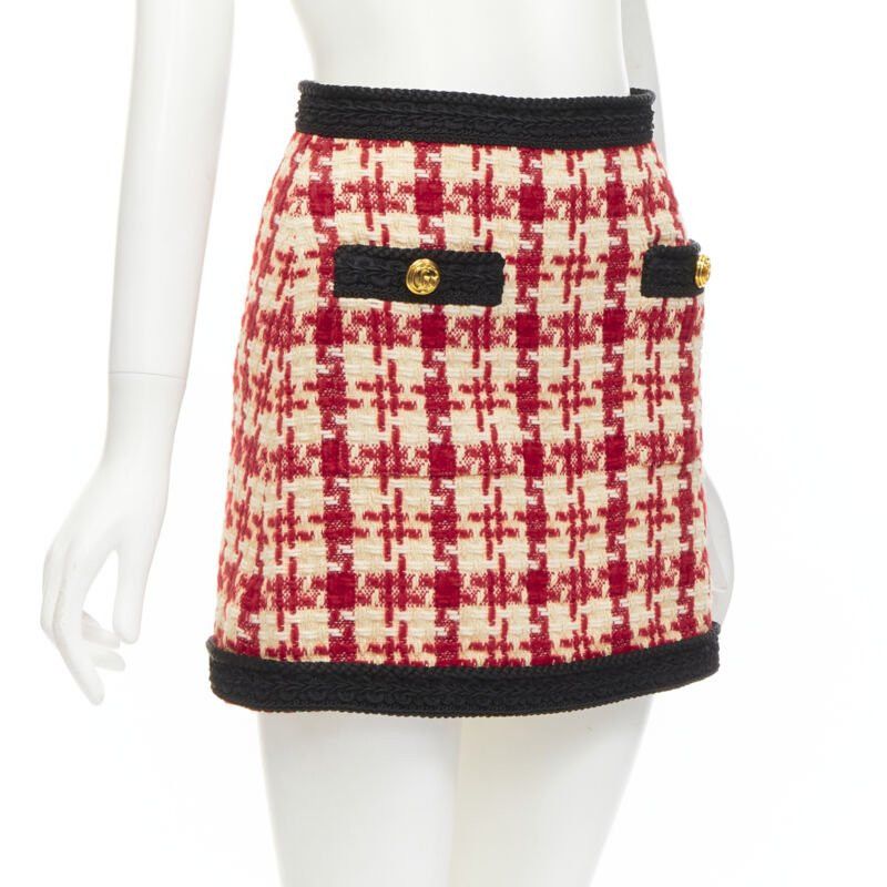 Gucci GUCCI red beige checkered tweed gold tone GG button mini skirt IT36 XXS Size 25" / US 0 / IT 36 - 3 Thumbnail