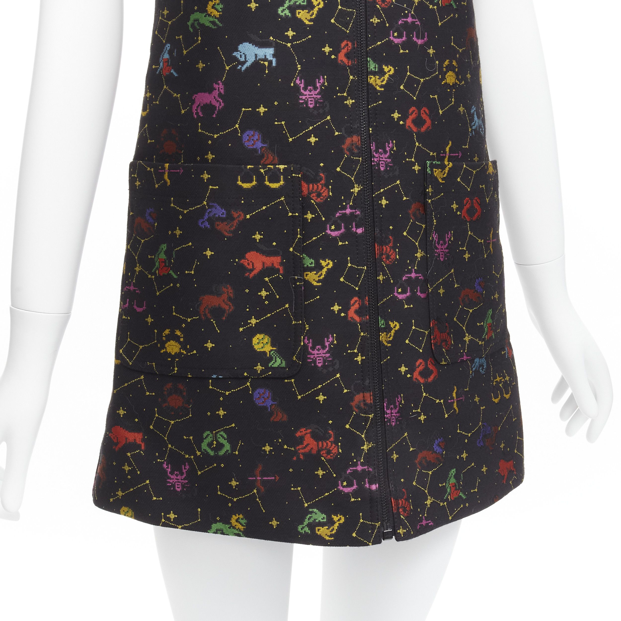 Dior CHRISTIAN DIOR 2022 Pixel Zodiac black astrology jacquard zip front mini dress FR34 XS Size XS / US 0-2 / IT 36-38 - 7 Thumbnail